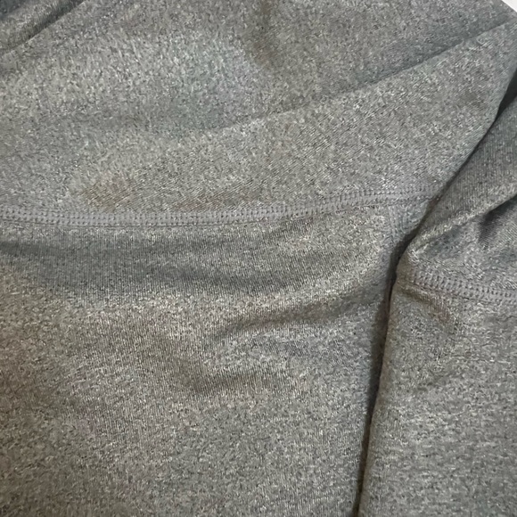 UNTUCKit 🔥 Women’s Performance Full Zip Stretchy Jacket Hoodie Sweatshirt Sz XL - Picture 6 of 7